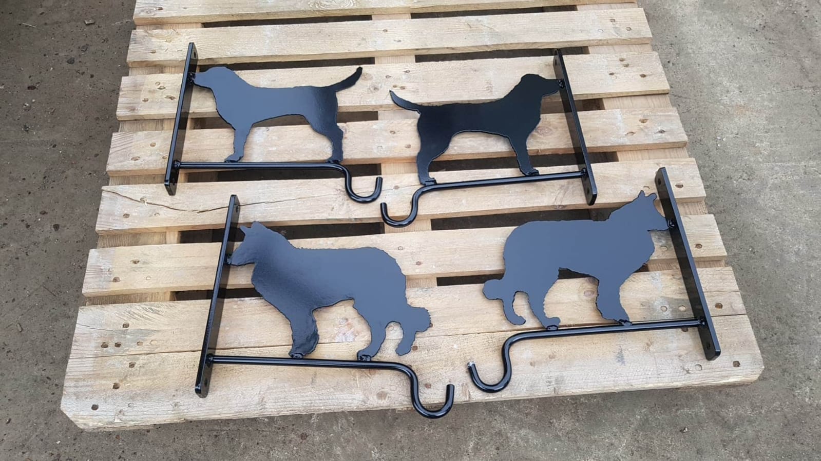 Set of animal silhouette hanging basket brackets